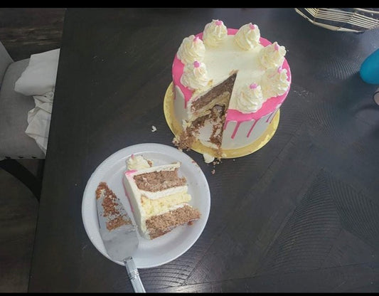 Carrot cheesecake cake